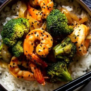 Broccoli and Shrimp Stir-Fry